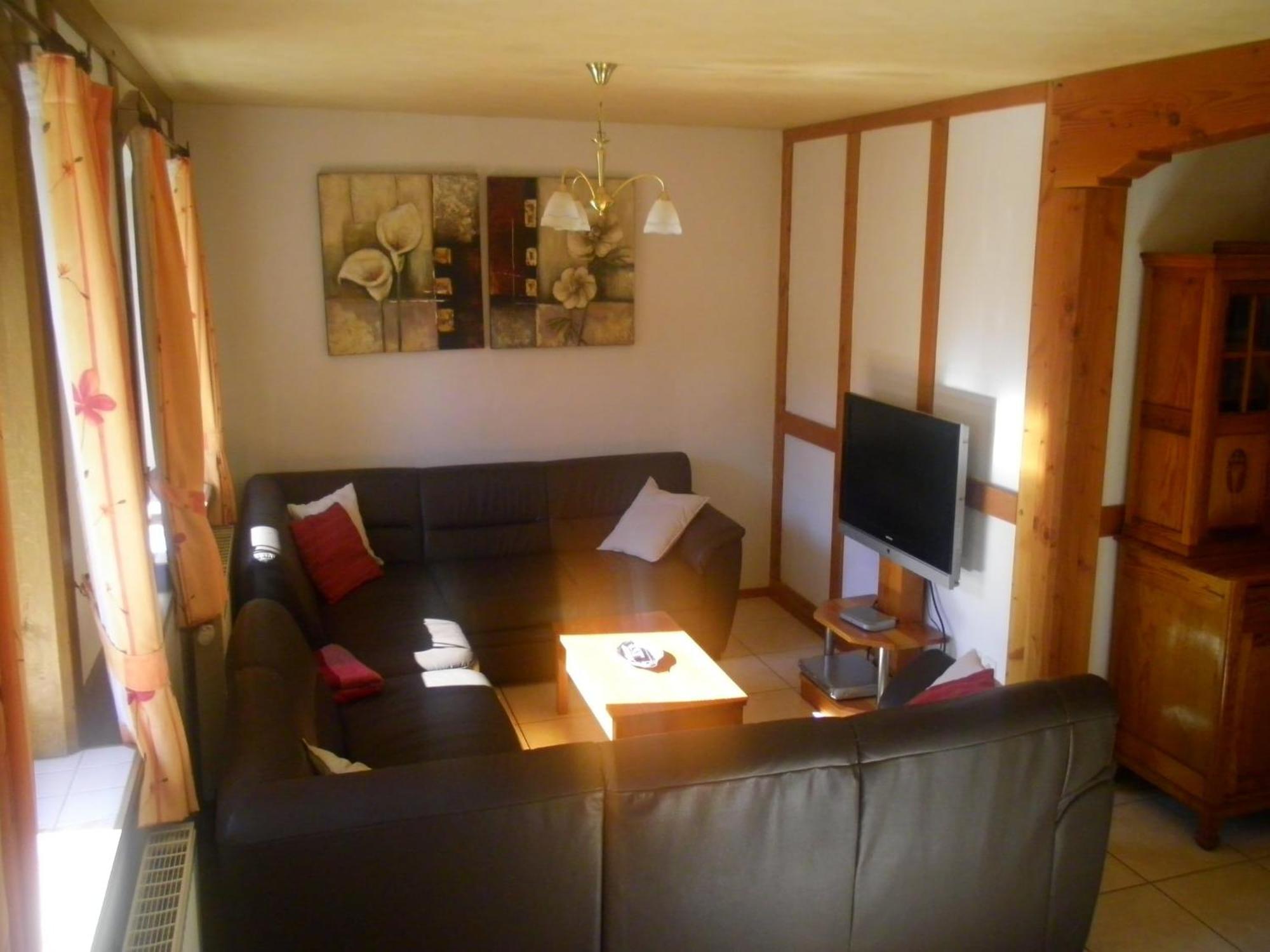 Lovely Holiday Home In B Tgenbach By The Lake Butgenbach Ngoại thất bức ảnh